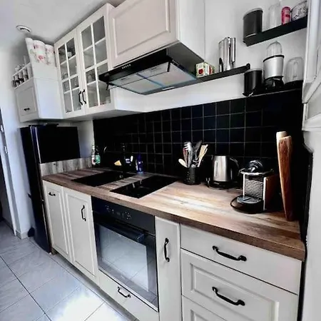 Maison Boulouris Avec Jardin, Bord De Mer Et Plage * Saint-Raphael (Var)